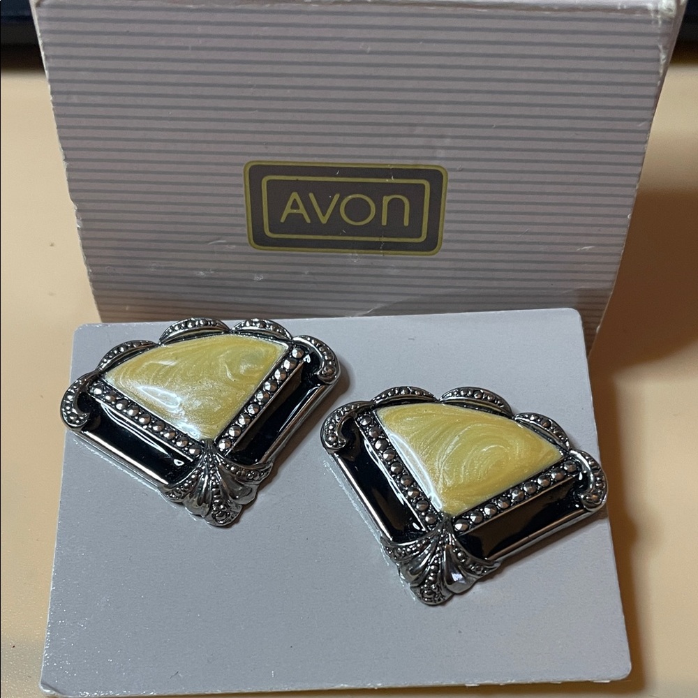 Avon VTG 1989 Black and Yellow Geometric Earrings - Picture 5 of 7